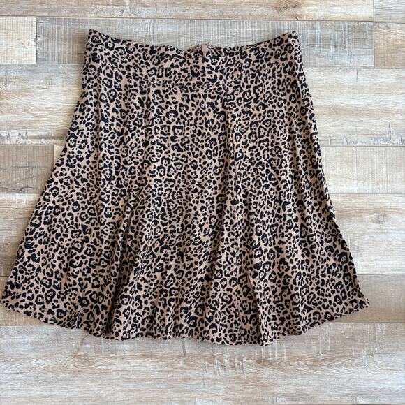 Reformation Flounce Skirt in Leopard Print Size 0 - Picture 2 of 7